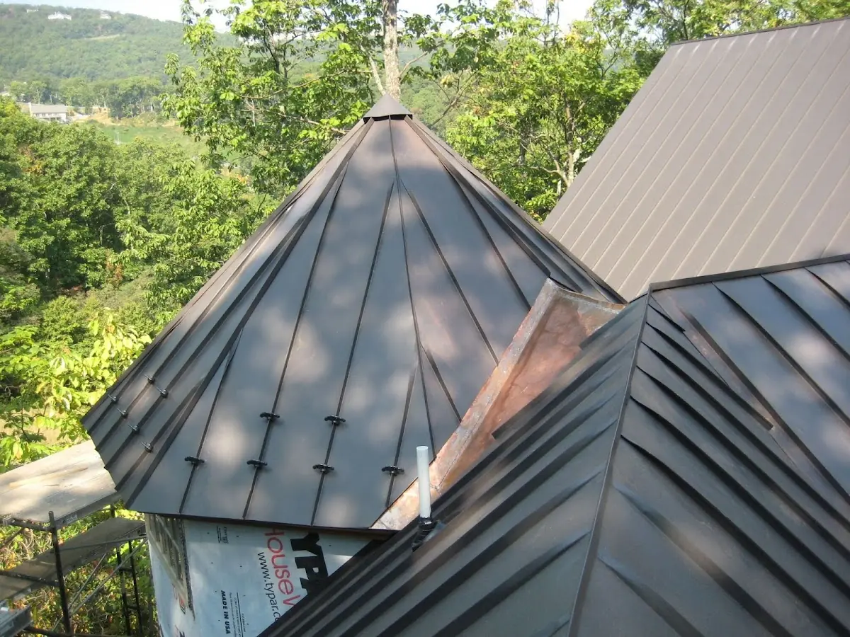 Professional Shingle Replacement & Repair by Craftsman Roofing in Moneta